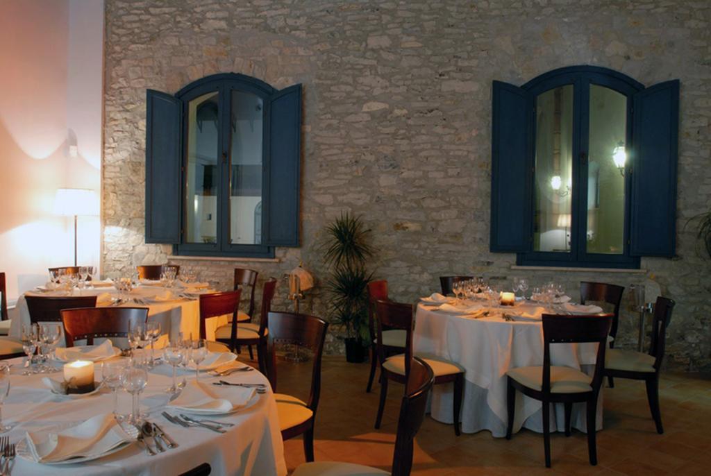 Hotel Relais Angimbe Калатафими Экстерьер фото