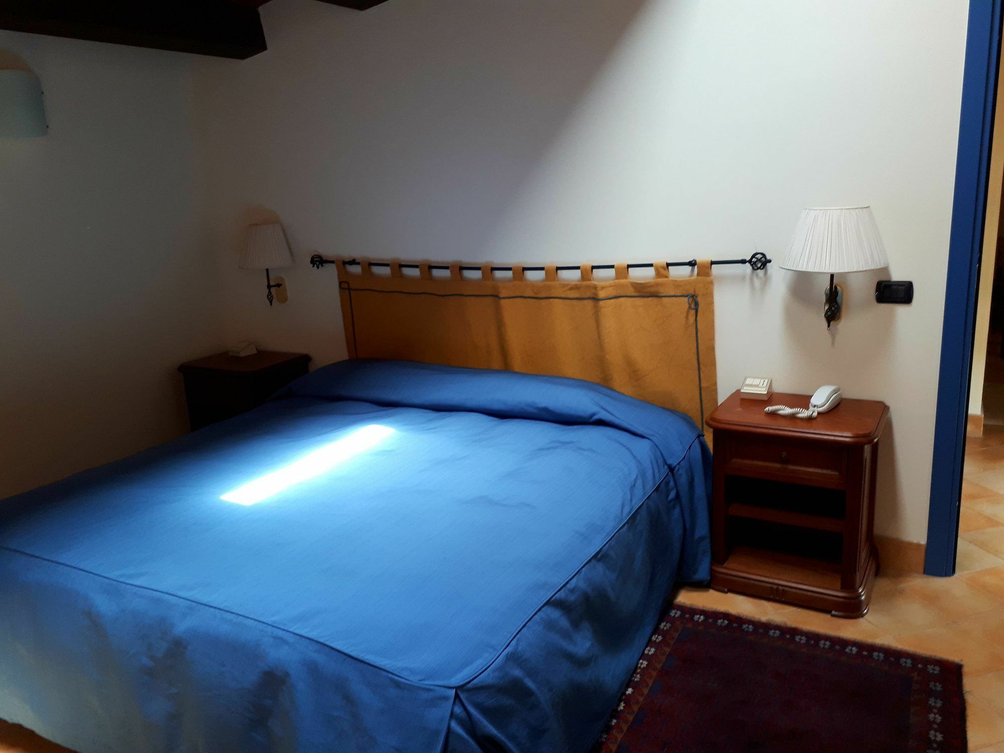Hotel Relais Angimbe Калатафими Экстерьер фото